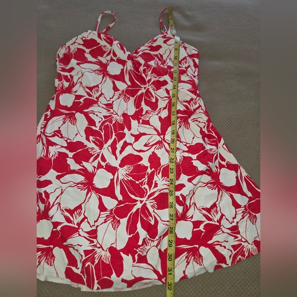 Liz Claiborne women's size 14 one-piece swimsuit - Picture 8 of 16